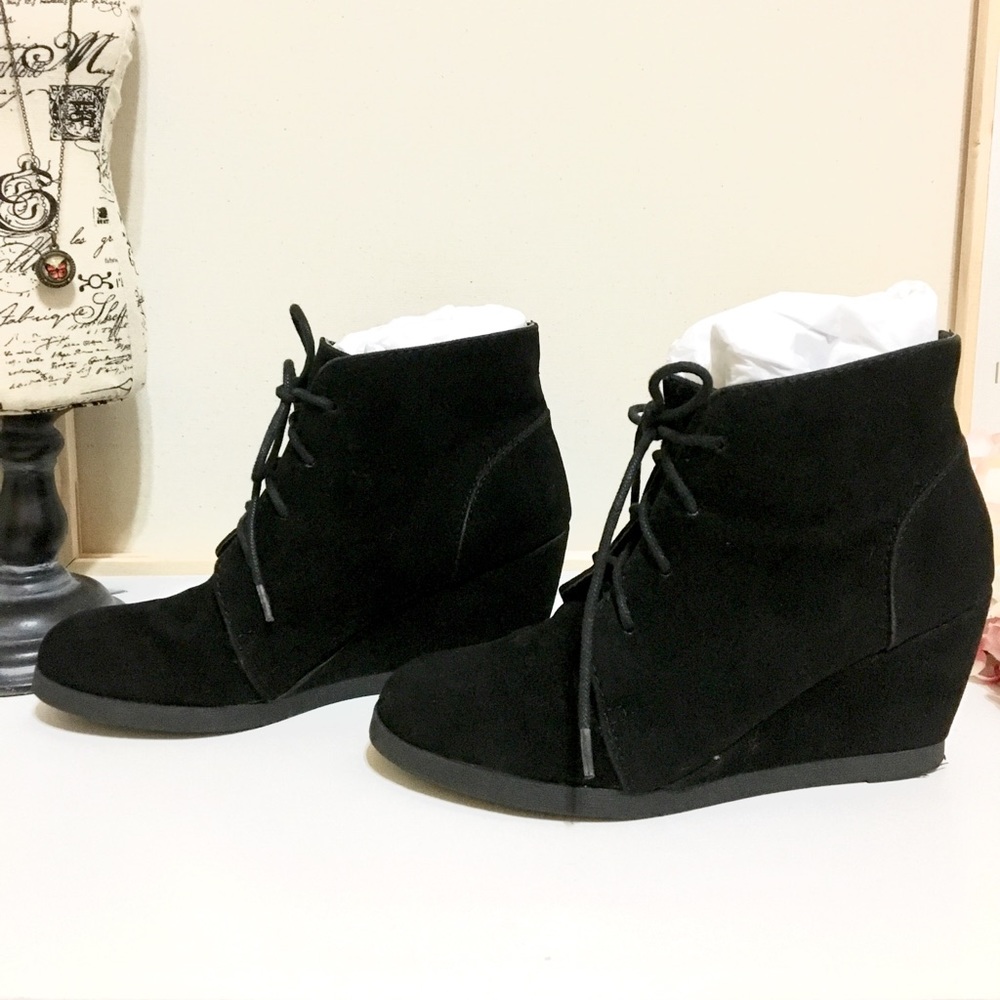 2 Inch Black wedge booties - Picture 2 of 7